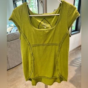 Prana hemp & organic cotton cup sleeve, shelf bra purple top, size large